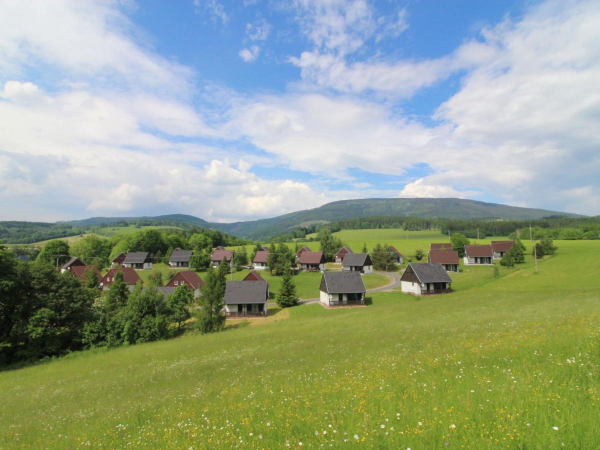 Holiday Home Holiday Hill 67 By Interhome Cista  Zewnętrze zdjęcie